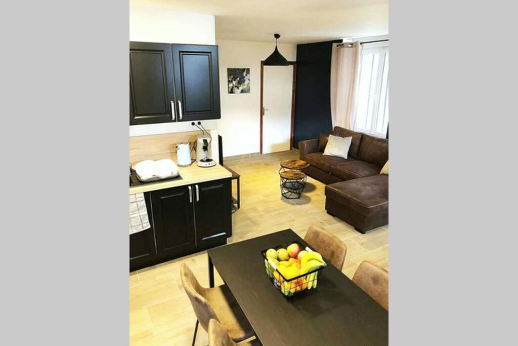 L'Appartement A Proximite De Tout ! Epernay Exterior photo