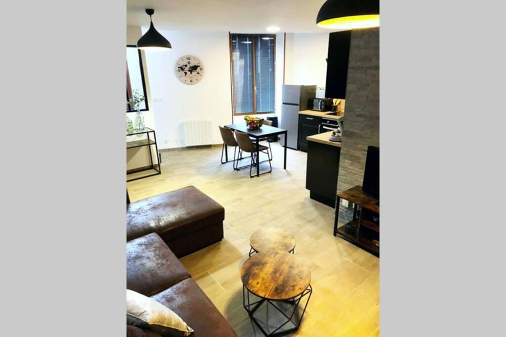 L'Appartement A Proximite De Tout ! Epernay Exterior photo